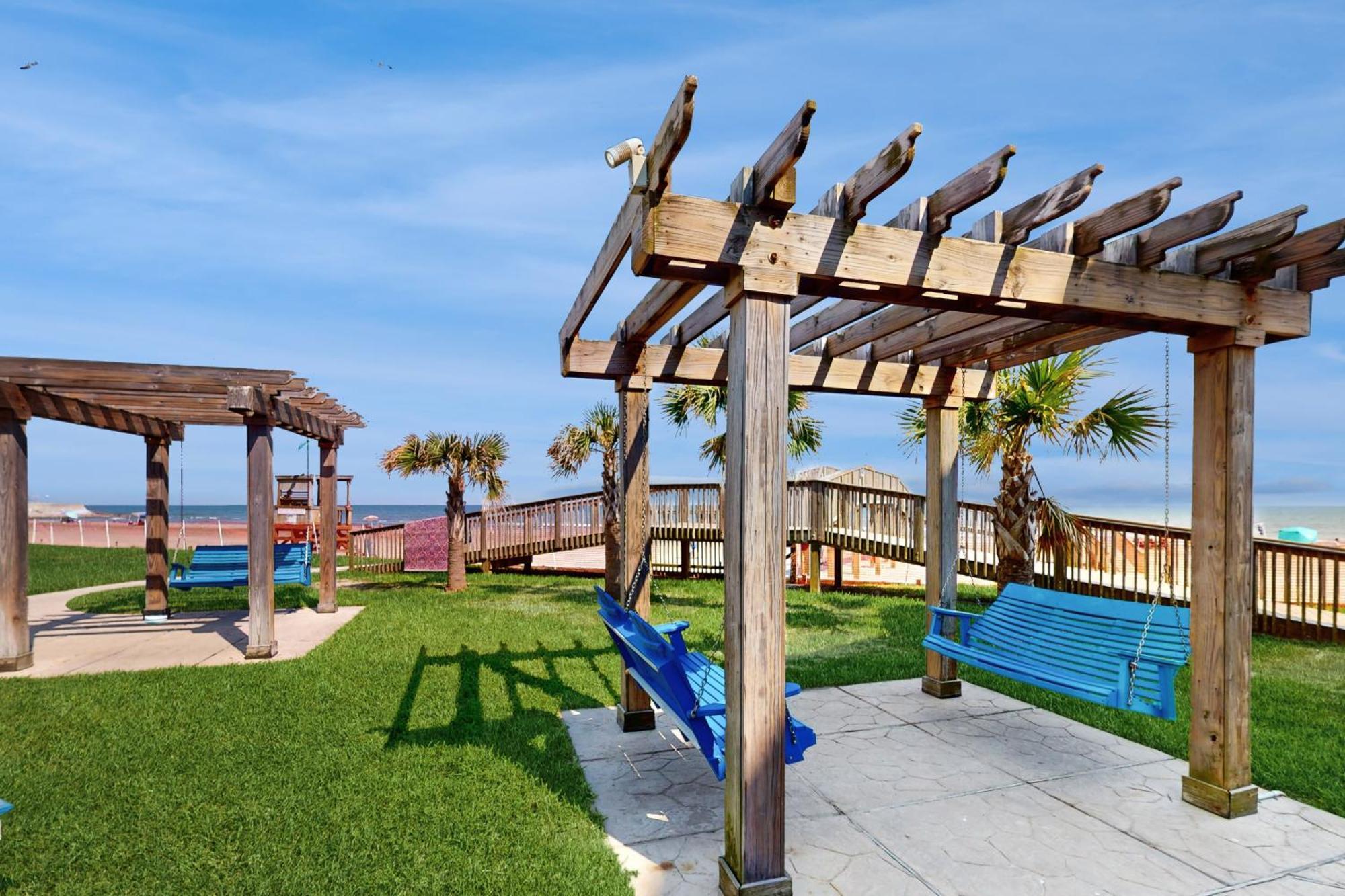 Seascape Condos II Galveston Room photo